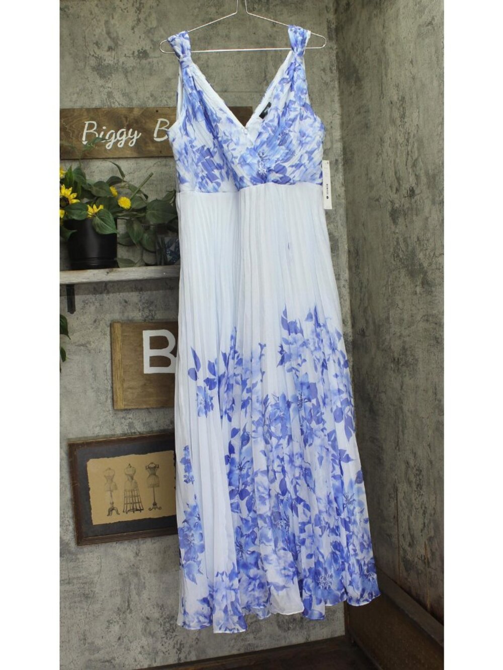 Aqua Pleated Floral V-Neck Maxi Dress IDM12350 Blue Multi XXL